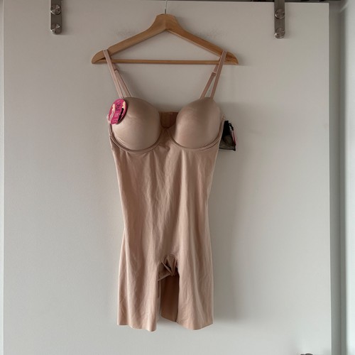 Nwt spanx strapless cupped - nwt,